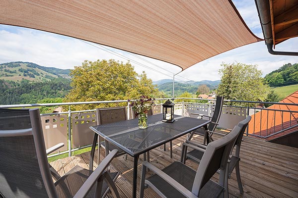 Terrasse mit herrlichem Schwarzwaldpanorama